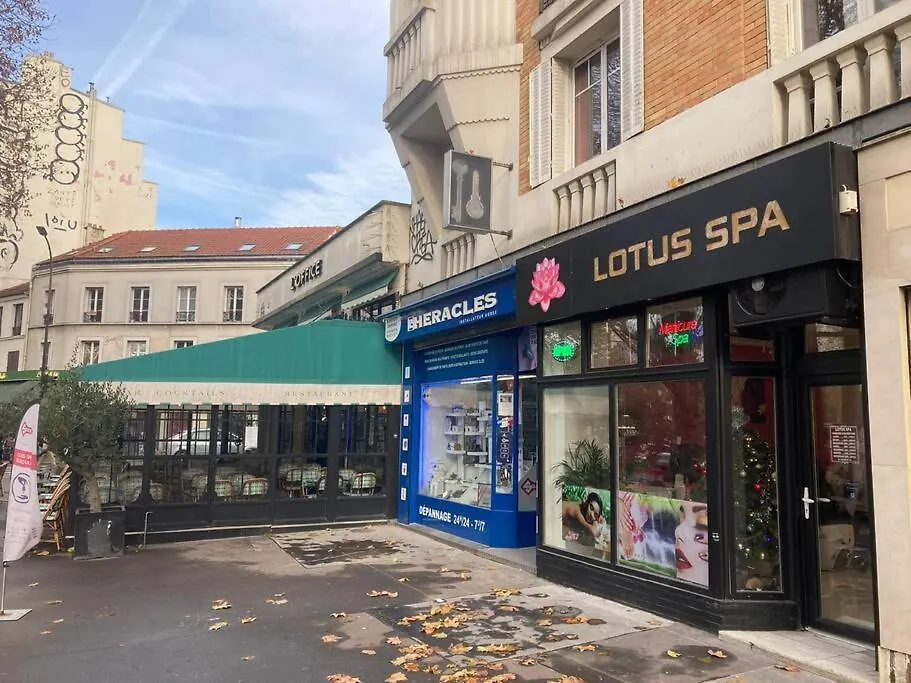 Bel Appartement F2 Avec Terrasse Paris